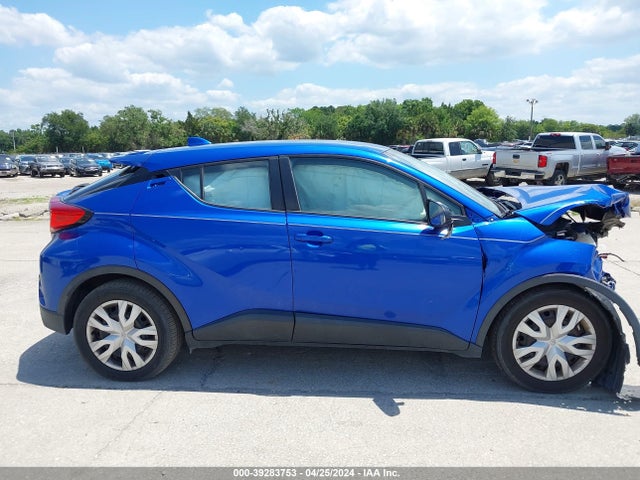 Toyota C-HR LE 2019 NMTKHMBX1KR070138 Image 14