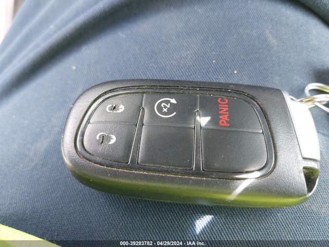 1C4PJMLX4JD501754 Jeep Cherokee Latitude Plus 4x4