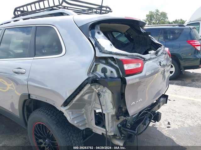 1C4PJMLX4JD501754 Jeep Cherokee Latitude Plus 4x4