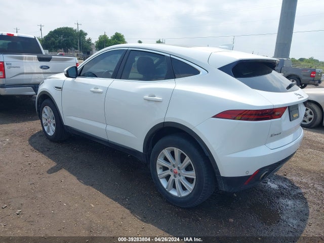 2018 JAGUAR E-PACE SADFJ2FX2J1Z32269 Photo 2