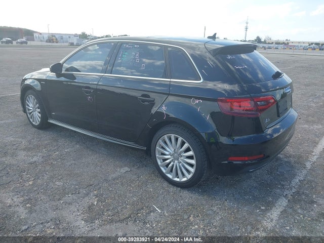 WAUTPBFF0GA094527 Audi A3 E-tron 1.4t Premium