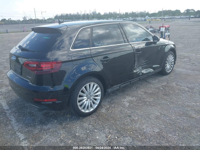 WAUTPBFF0GA094527 Audi A3 E-tron 1.4t Premium
