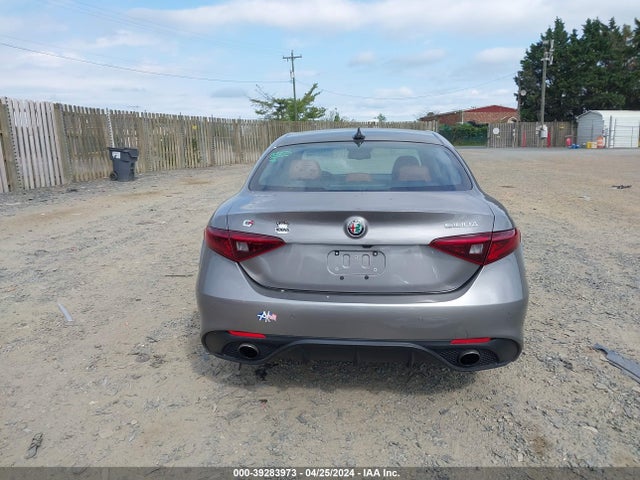ZARFANAN5K7605646 Alfa Romeo Giulia Sport Awd