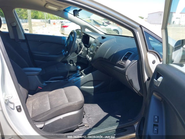 KIA FORTE LX 2017 3KPFK4A73HE140067 Image 5