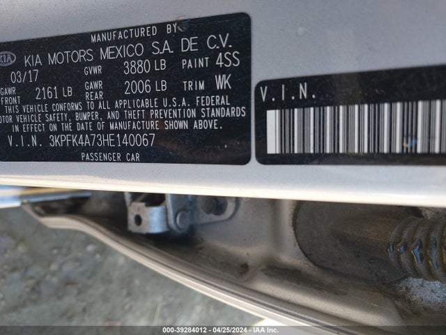 KIA FORTE LX 2017 3KPFK4A73HE140067 Image 9