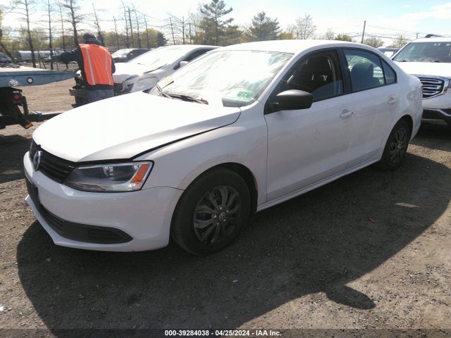 Volkswagen Jetta 2.0l S 2014 3VW2K7AJXEM407540 Image 2