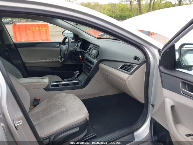 Hyundai Sonata 2017 5NPE24AFXHH536026 Image 5