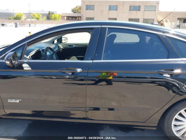 3FA6P0PU8GR304790 Ford Fusion Energi Se Luxury