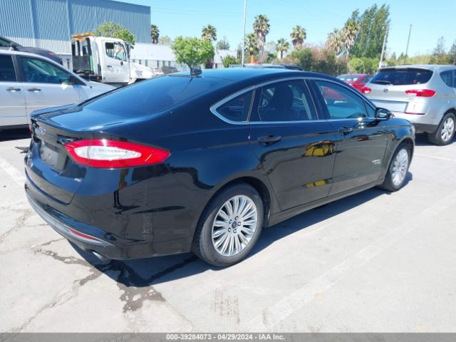 3FA6P0PU8GR304790 Ford Fusion Energi Se Luxury