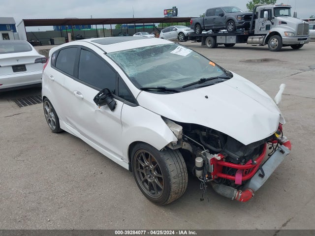 Ford FIESTA ST 2016 3FADP4GX1GM136139 Image 13