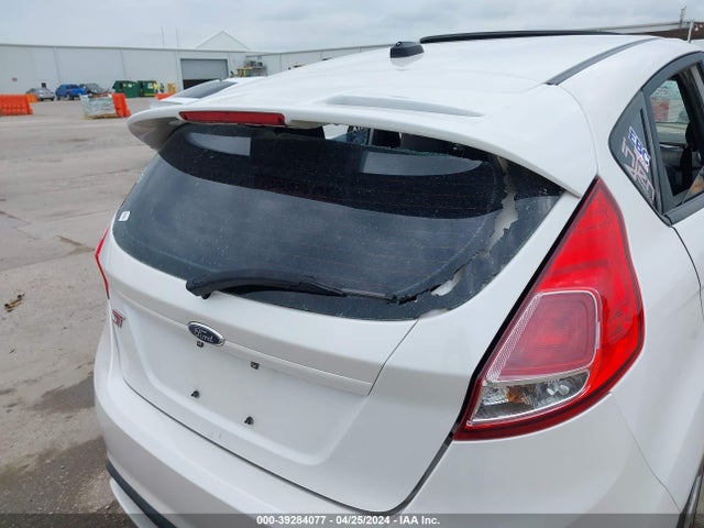 Ford FIESTA ST 2016 3FADP4GX1GM136139 Image 14