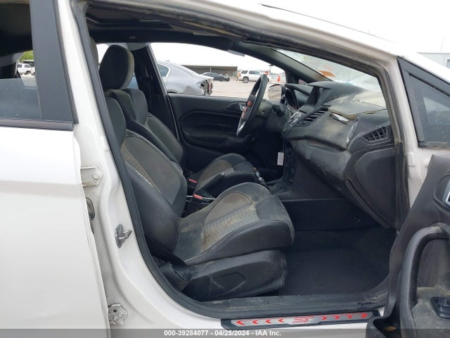Ford FIESTA ST 2016 3FADP4GX1GM136139 Image 5