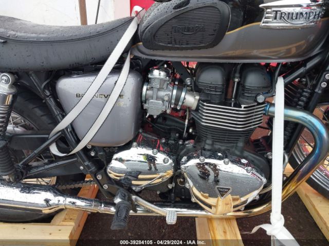 2013 TRIUMPH MOTORCYCLE BONNEVILLE SMT910K19DT568876 Photo 7