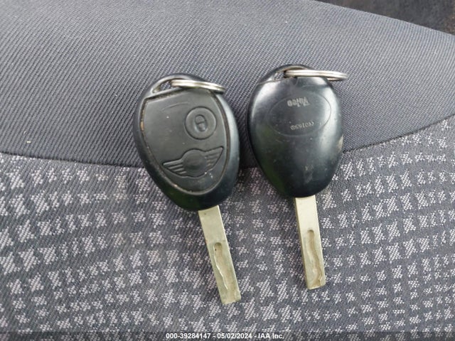 2003 MINI COOPER WMWRC33433TC44887 Photo 10