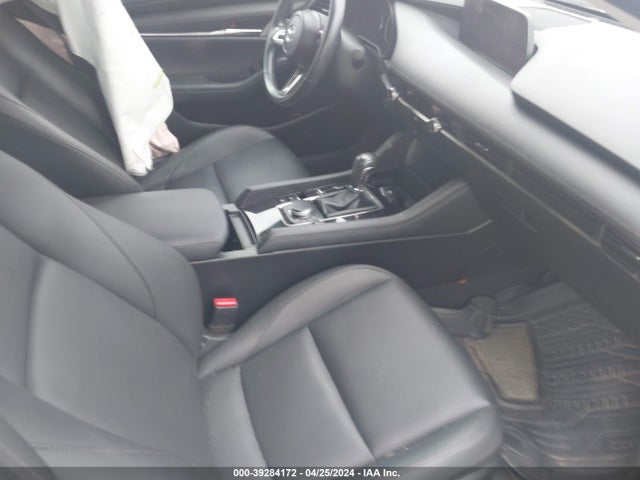 3MZBPADL0KM105729 Mazda Mazda3 Preferred Package
