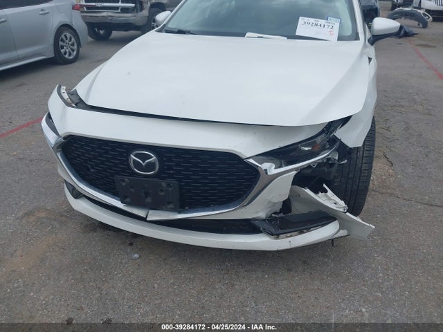 3MZBPADL0KM105729 Mazda Mazda3 Preferred Package