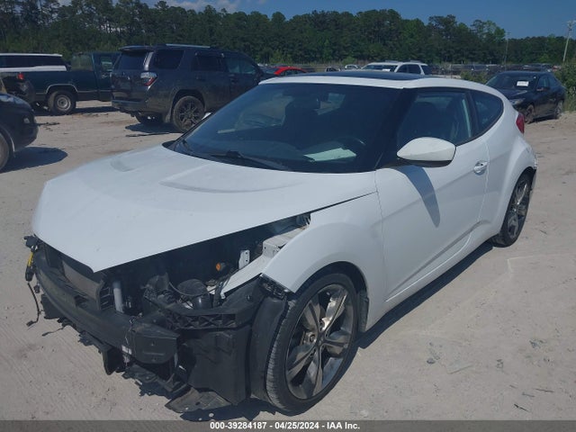 Hyundai Veloster Value Edition 2017 KMHTC6AD5HU317605 Image 2