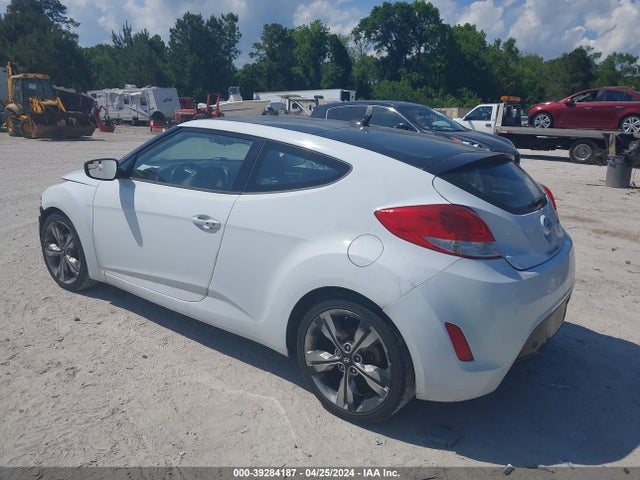 Hyundai Veloster Value Edition 2017 KMHTC6AD5HU317605 Image 3