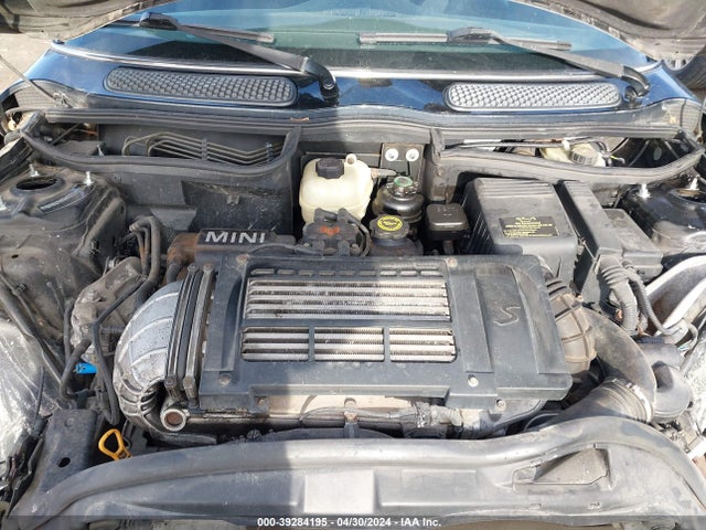 2005 MINI COOPER S WMWRH33455TF80934 Photo 9