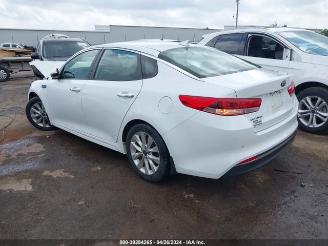 KIA Optima Lx 2018 5XXGT4L33JG270973 Image 3