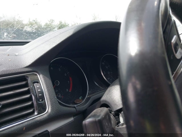 1VWDT7A32HC018985 Volkswagen Passat 1.8t R-line