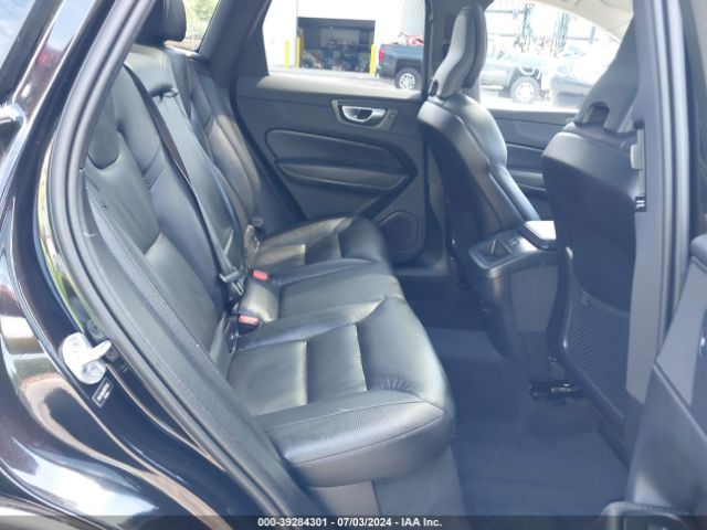 YV4L12RL6R1777337 Volvo Xc60 B5 Plus Dark Theme