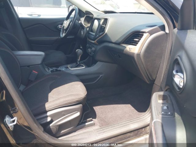 1C4PJLCS3GW307650 Jeep Cherokee 75th Anniversary