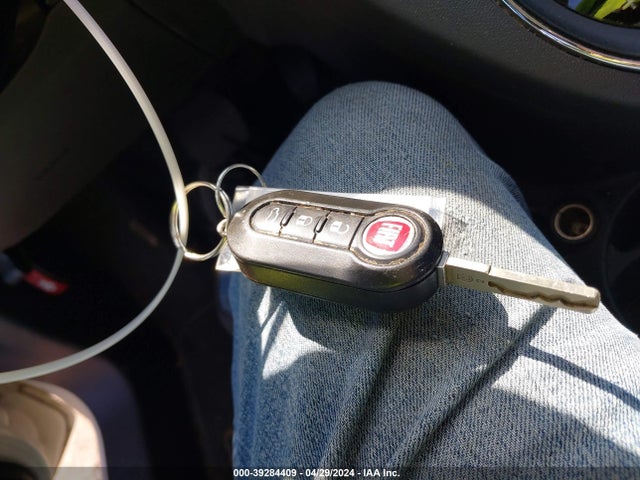 2012 FIAT 500 3C3CFFAR6CT124958 Photo 10