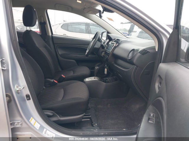 ML32AUHJXMH013276 Mitsubishi Mirage Carbonite Edition/es/le