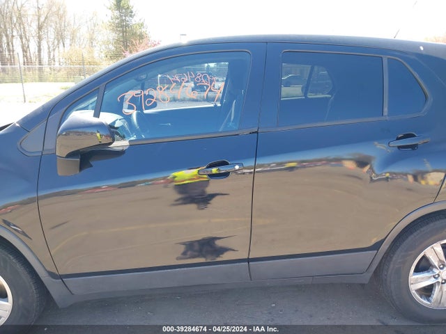 Chevrolet TRAX LS 2019 3GNCJKSB1KL213394 Image 14