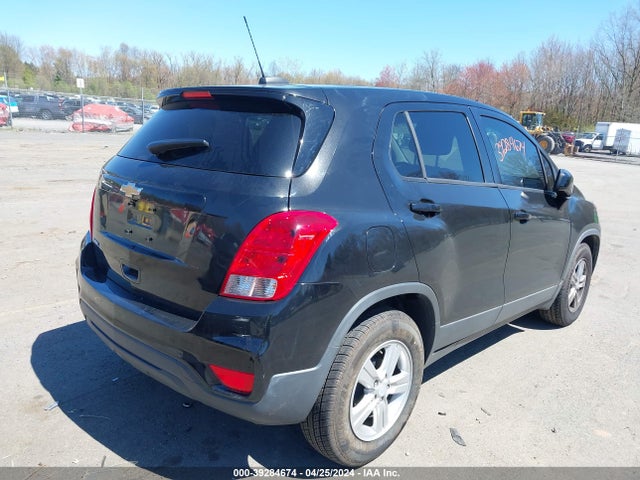 Chevrolet TRAX LS 2019 3GNCJKSB1KL213394 Image 4