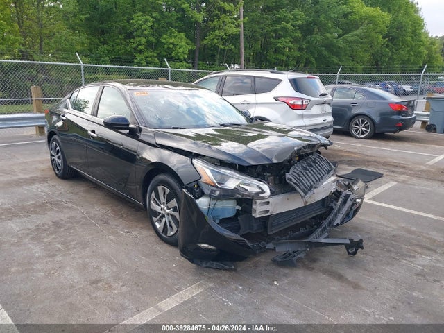 2019 1N4BL4BV4KC144822 main image