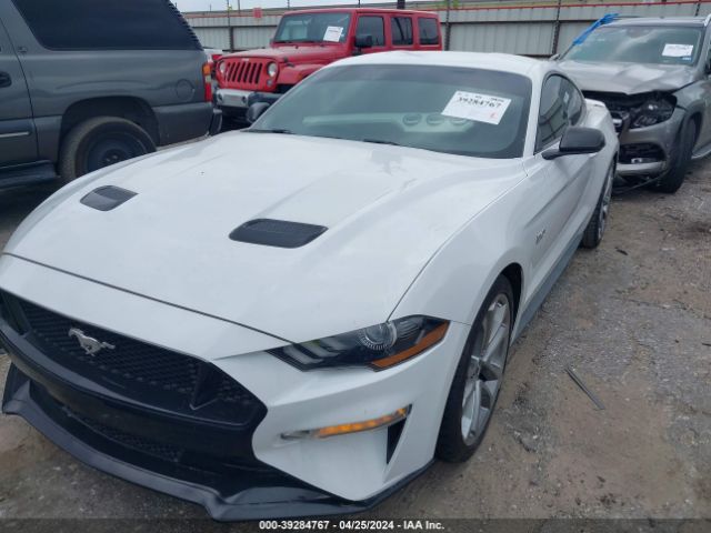 1FA6P8CF9J5107417 Ford Mustang Gt Premium