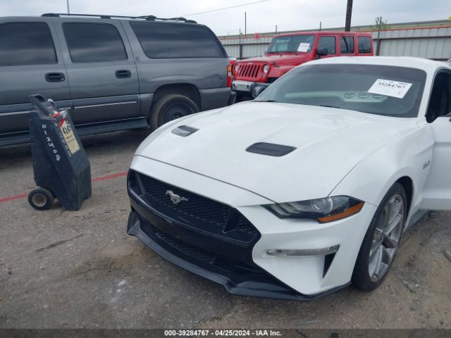 1FA6P8CF9J5107417 Ford Mustang Gt Premium