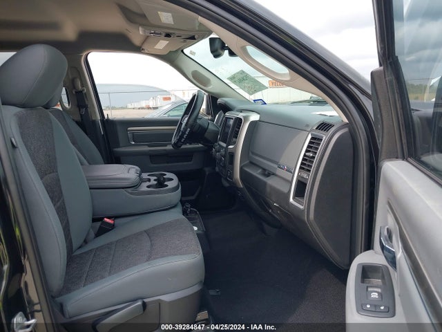 1C6RR6LT2JS206018 RAM 1500 Lone Star Silver  4x2 5'7 Box