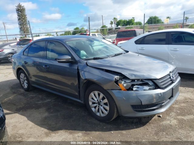1VWAT7A31EC082482 Volkswagen Passat 1.8t Wolfsburg Edition