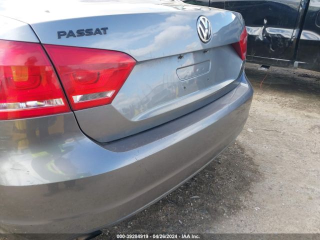 1VWAT7A31EC082482 Volkswagen Passat 1.8t Wolfsburg Edition