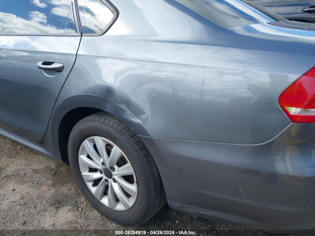 1VWAT7A31EC082482 Volkswagen Passat 1.8t Wolfsburg Edition