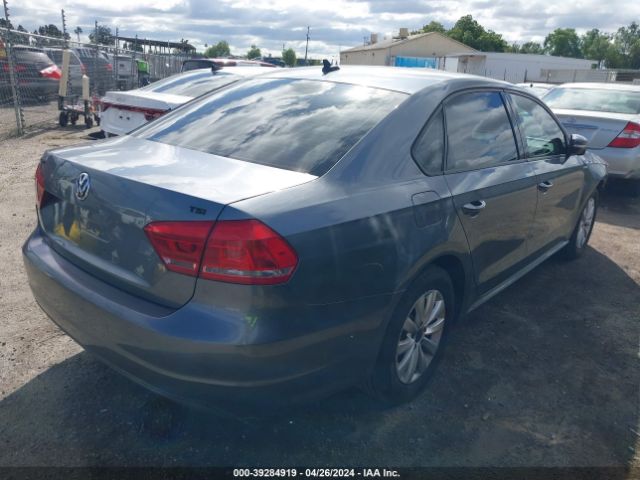 1VWAT7A31EC082482 Volkswagen Passat 1.8t Wolfsburg Edition