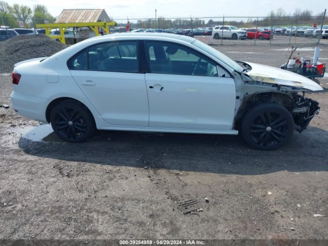 3VWD17AJ8JM244604 Volkswagen Jetta 1.8t Se Sport