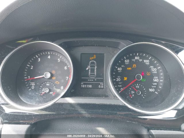 3VWD17AJ8JM244604 Volkswagen Jetta 1.8t Se Sport
