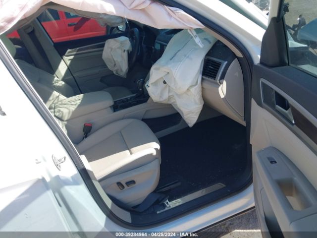 1V2RR2CA1KC558338 Volkswagen Atlas 3.6l V6 Sel R-line