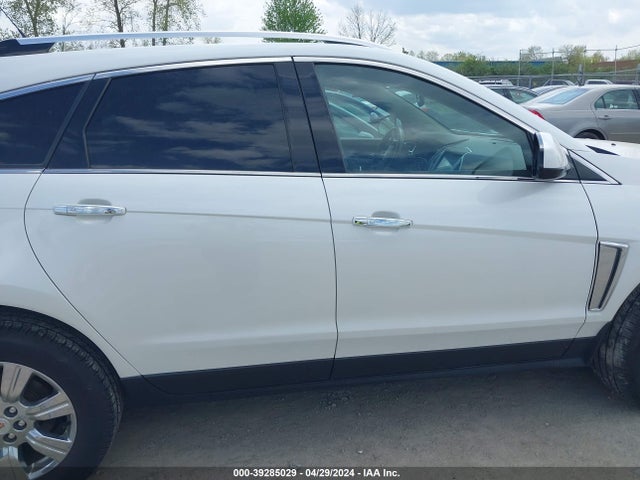 3GYFNEE34ES679079 Cadillac Srx Luxury Collection