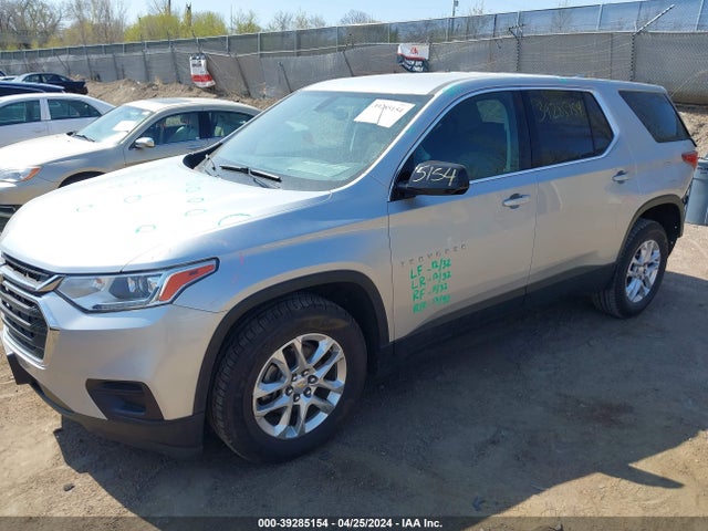 Chevrolet Traverse Ls 2018 1GNERFKW4JJ261277 Image 2