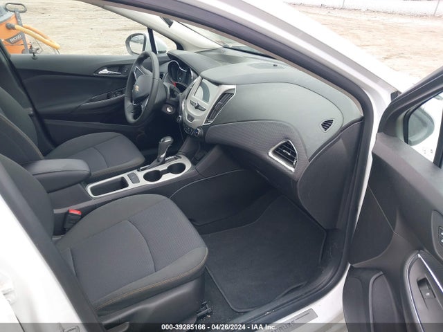 Chevrolet Cruze Ls Auto 2018 1G1BC5SMXJ7103716 Image 5