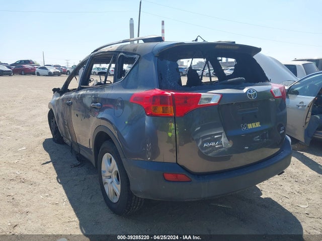 Toyota RAV4 LE 2014 JTMBFREV4EJ006823 Image 3