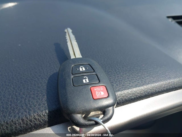 Toyota RAV4 LE 2015 2T3ZFREV2FW229850 Image 11