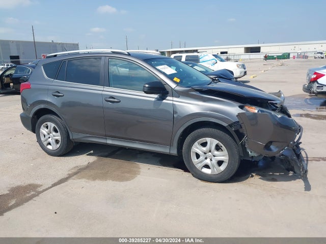Toyota RAV4 LE 2015 2T3ZFREV2FW229850 Image 13