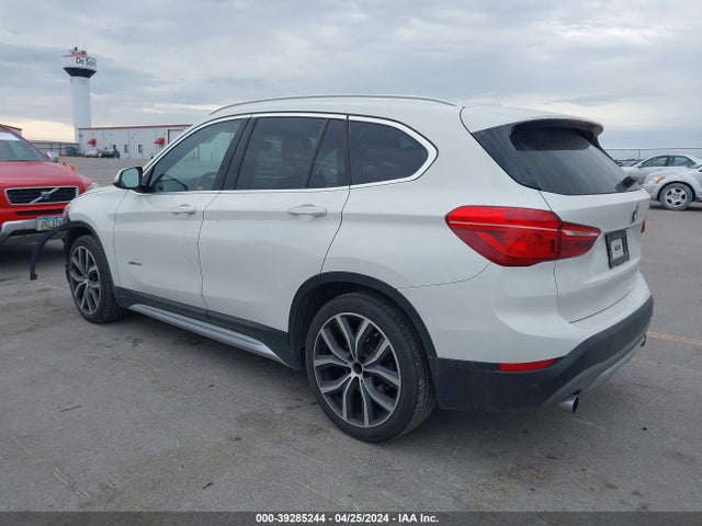 BMW X1 Xdrive28i 2017 WBXHT3C35H5F69898 Image 3