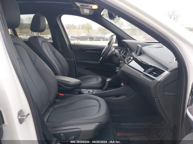 BMW X1 Xdrive28i 2017 WBXHT3C35H5F69898 Image 5